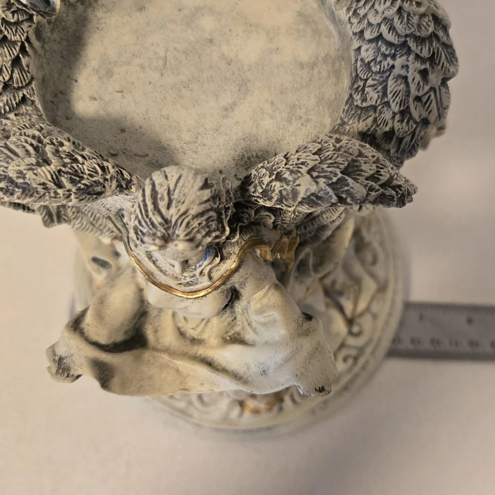 ANGEL CANDLE HOLDER GOLD ACCENTS